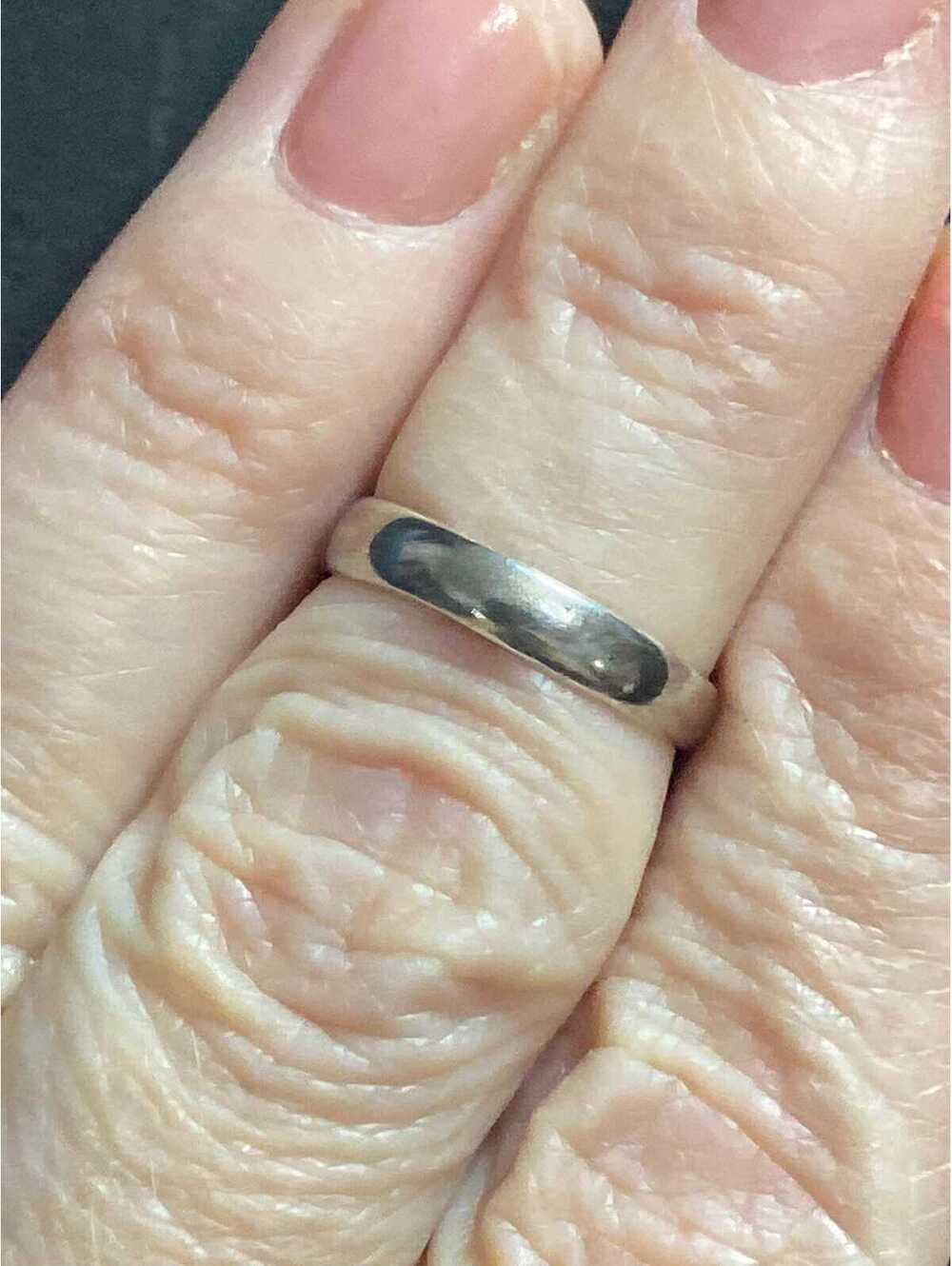 Vintage Silver Size 4 Ring Band Made from Coin. Marked United States of America.